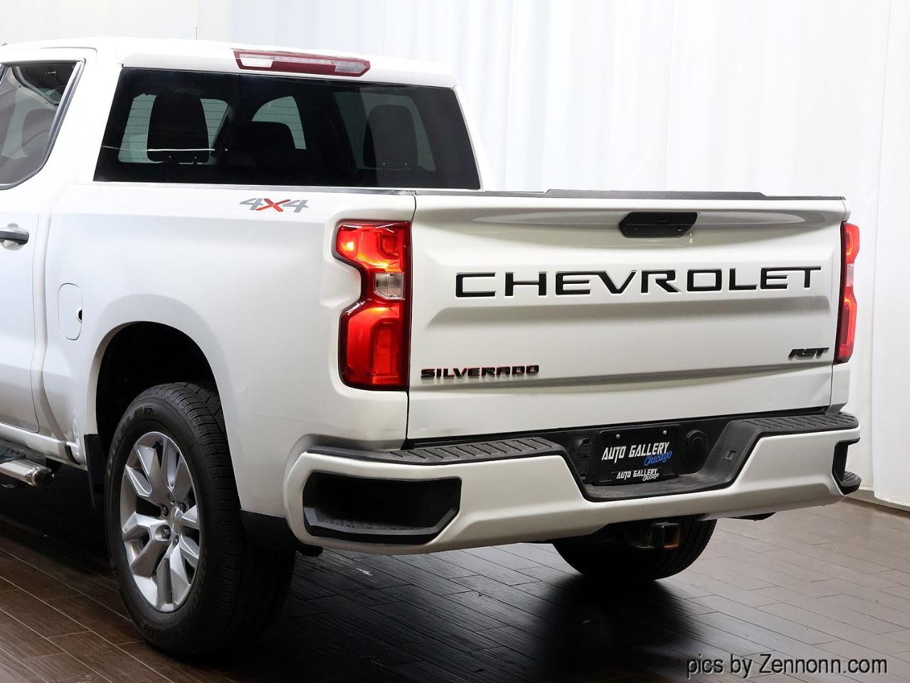 Chevrolet Silverado 1500 4WD Crew Cab 147" Custom 2021