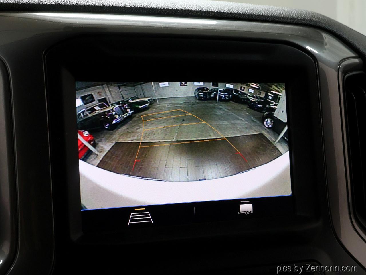 Chevrolet Silverado 1500 4WD Crew Cab 147" Custom 2021