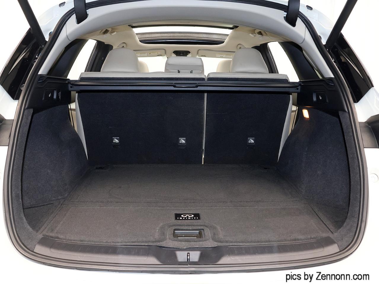 Infiniti QX50 ESSENTIAL AWD 2019