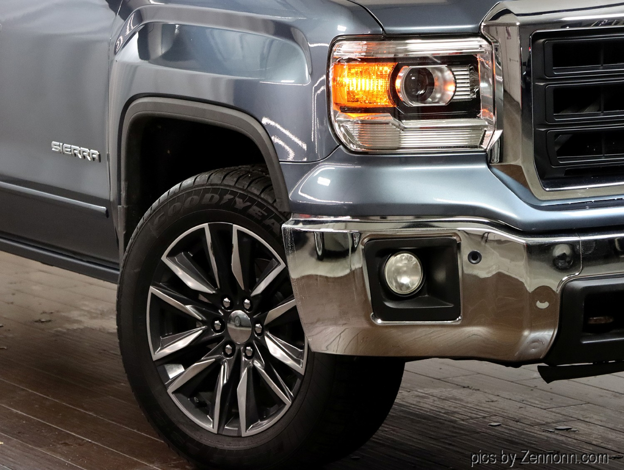 2014 Gmc Sierra 1500 SLE photo 2