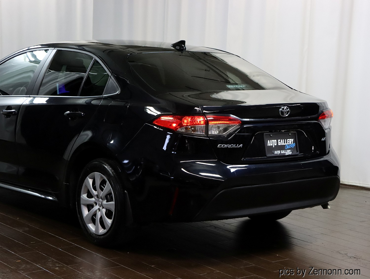 Toyota Corolla LE CVT (Natl) 2025