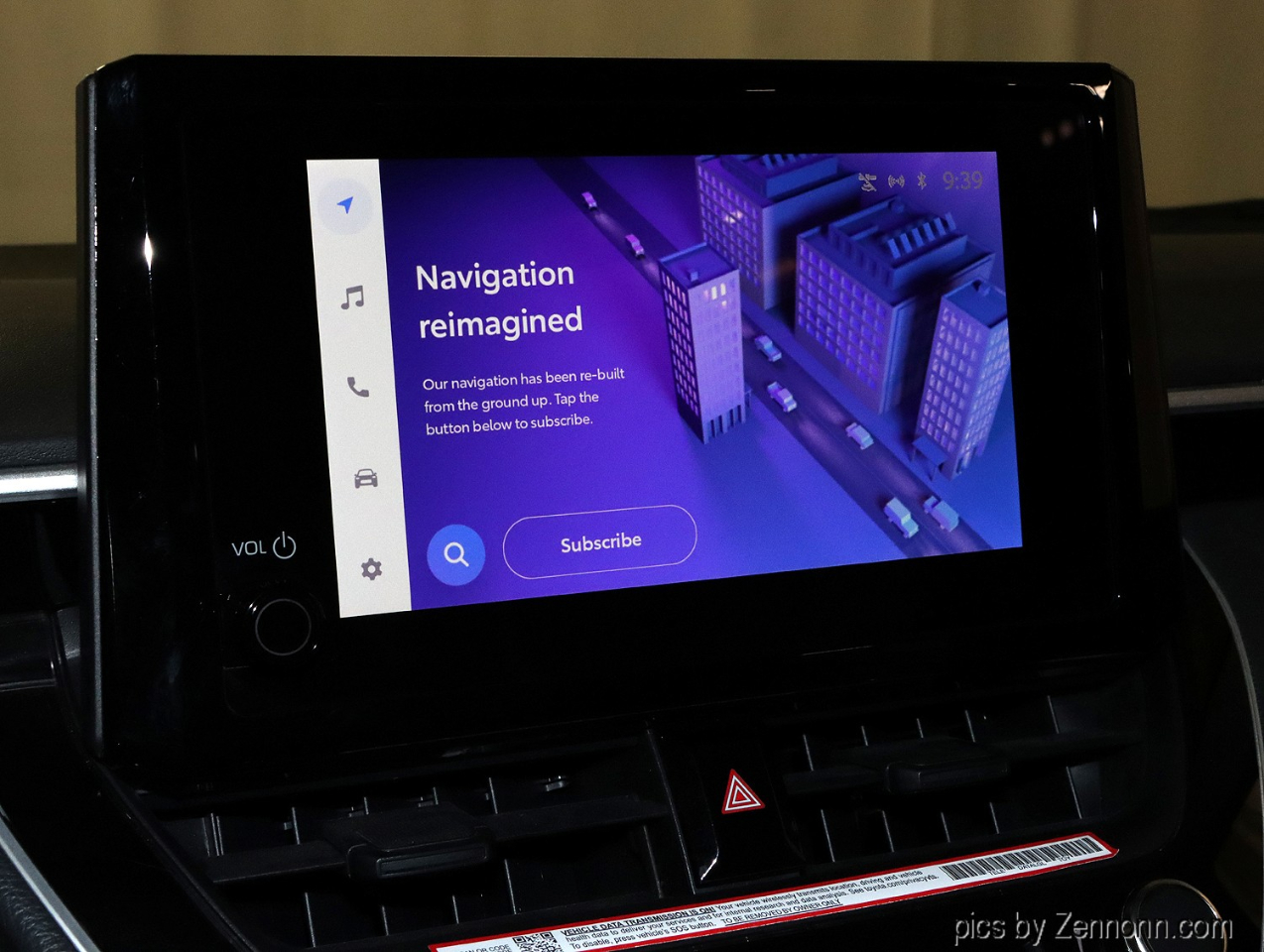 Toyota Corolla LE CVT (Natl) 2025