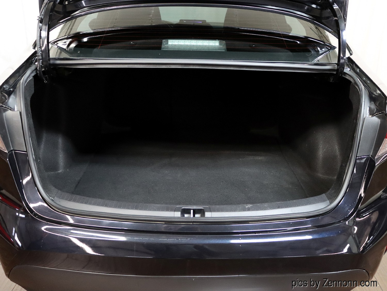 Toyota Corolla LE CVT (Natl) 2025