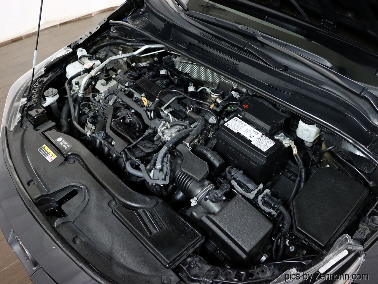 Toyota Corolla LE CVT (Natl) 2025