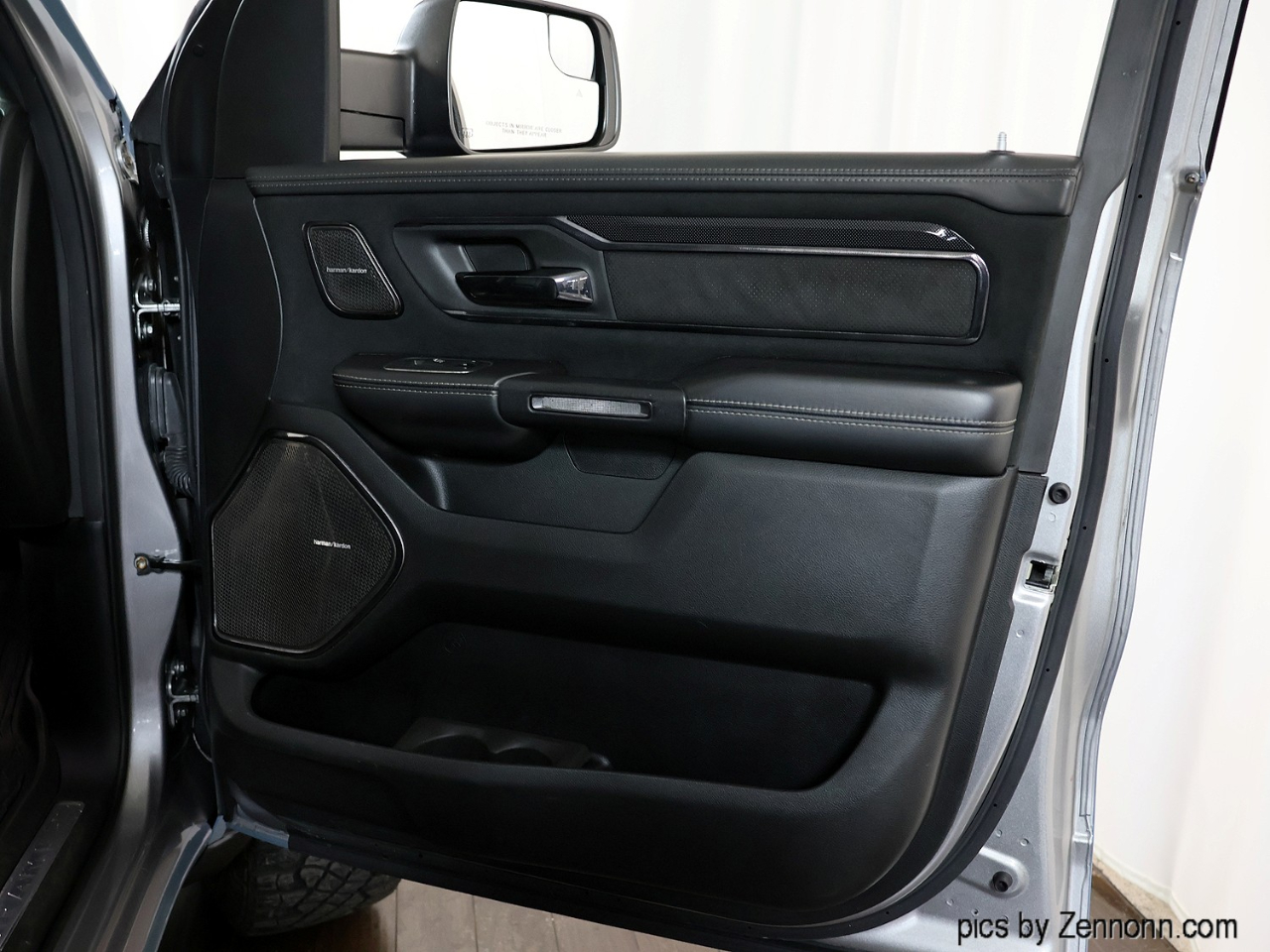 RAM 1500 TRX 4x4 Crew Cab 5'7" Box 2021