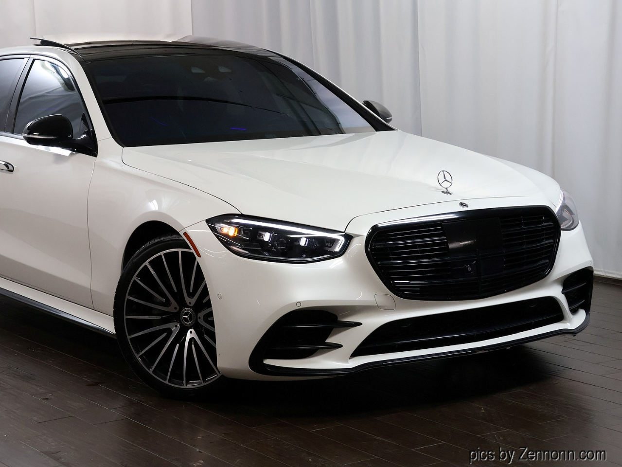 Mercedes-Benz S-Class  2022