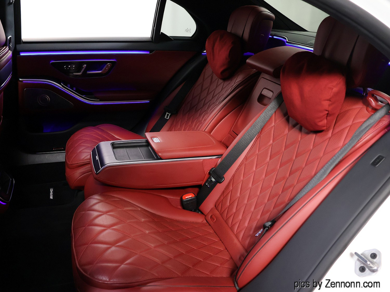 Mercedes-Benz S-Class  2022