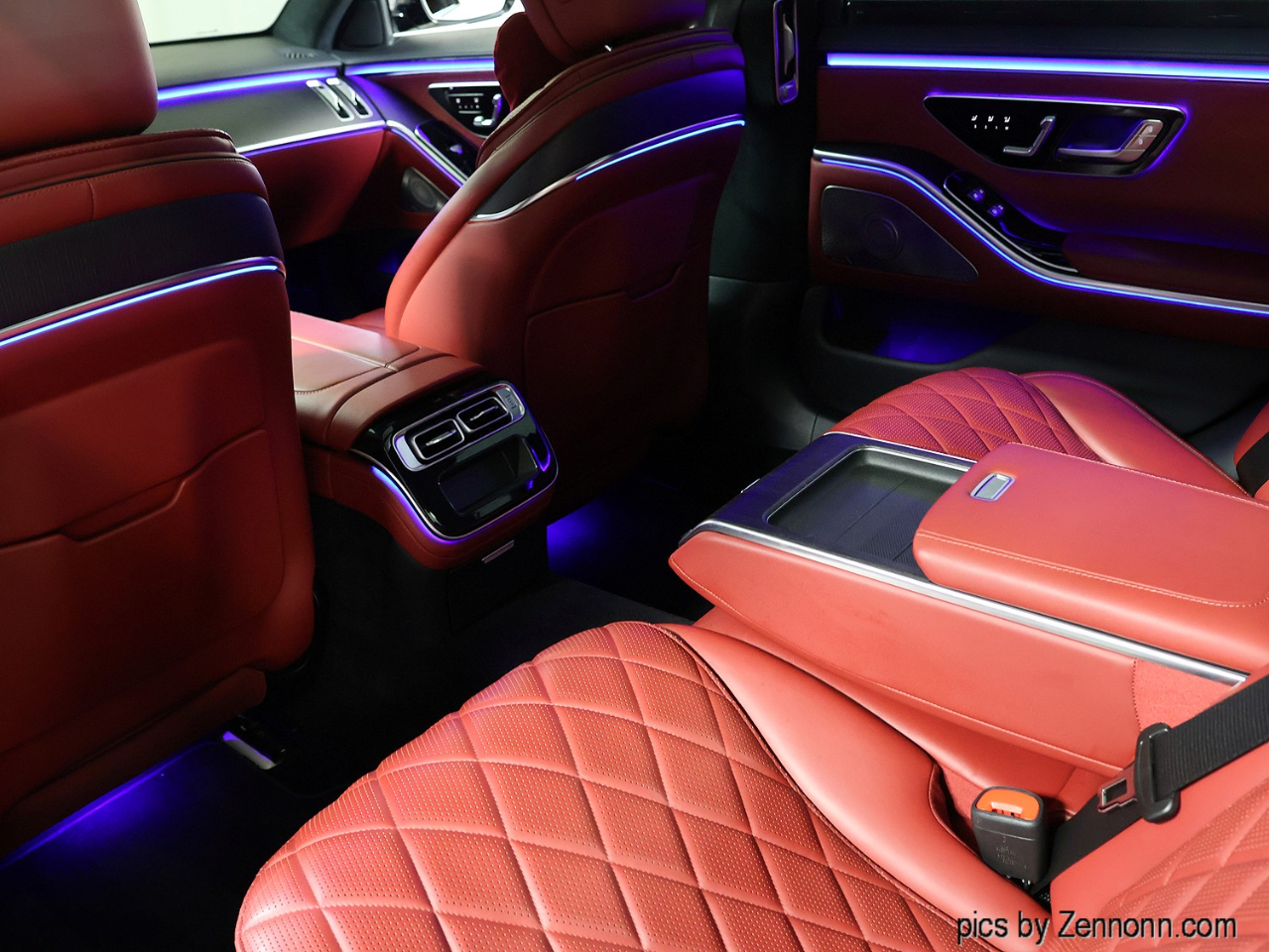 Mercedes-Benz S-Class  2022