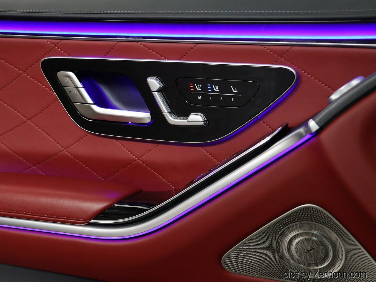 Mercedes-Benz S-Class  2022