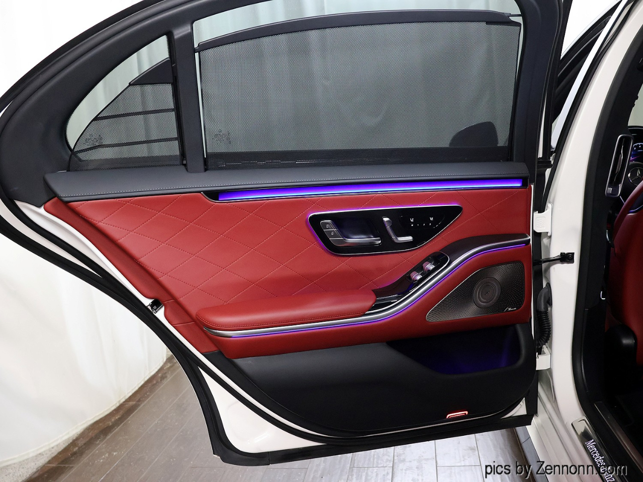 Mercedes-Benz S-Class  2022