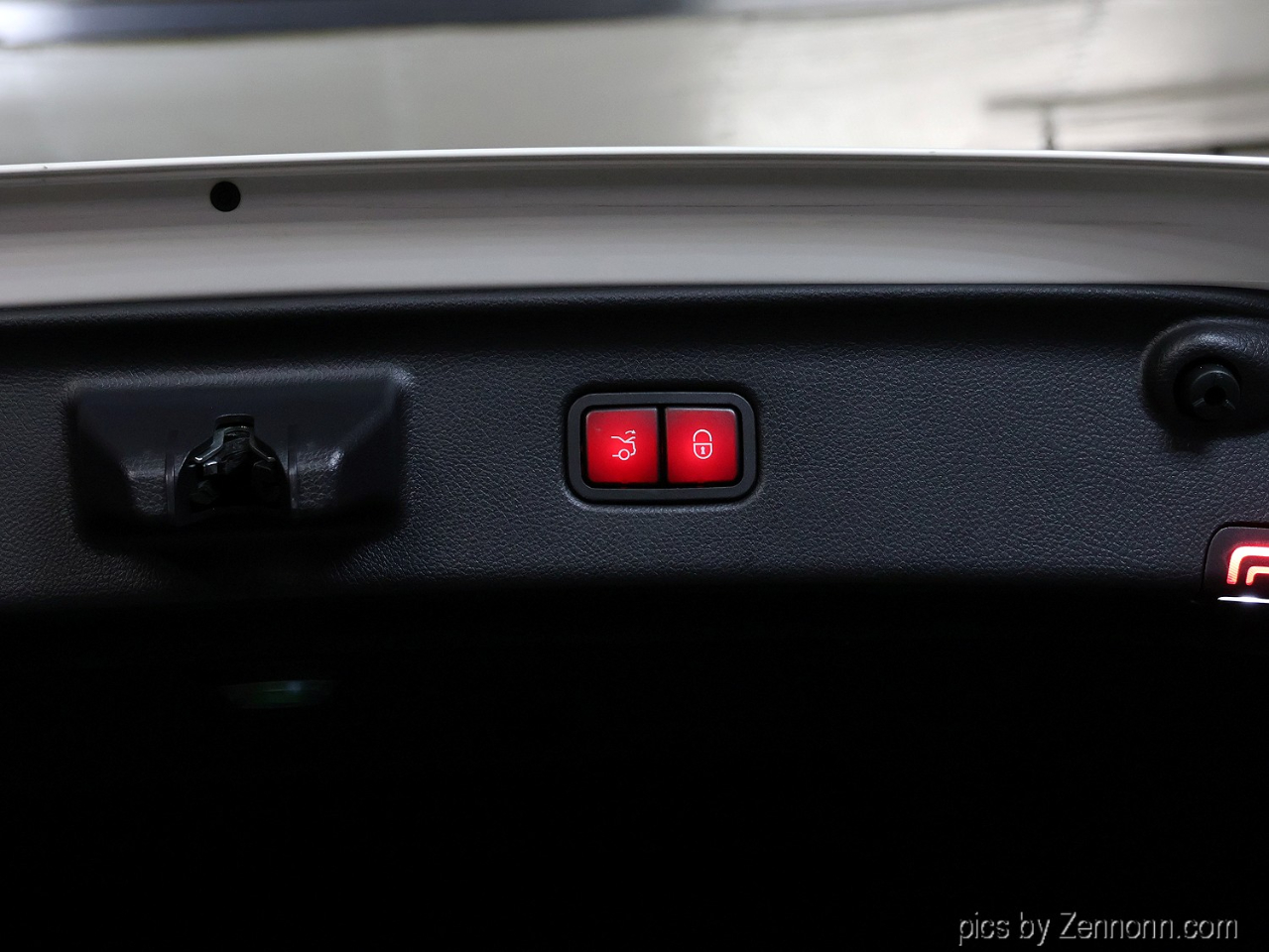 Mercedes-Benz S-Class  2022