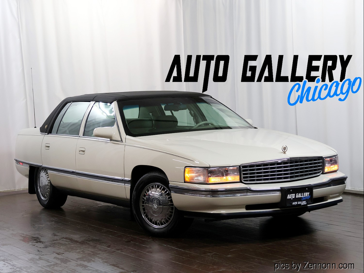 1996 Cadillac DeVille 4dr Sdn