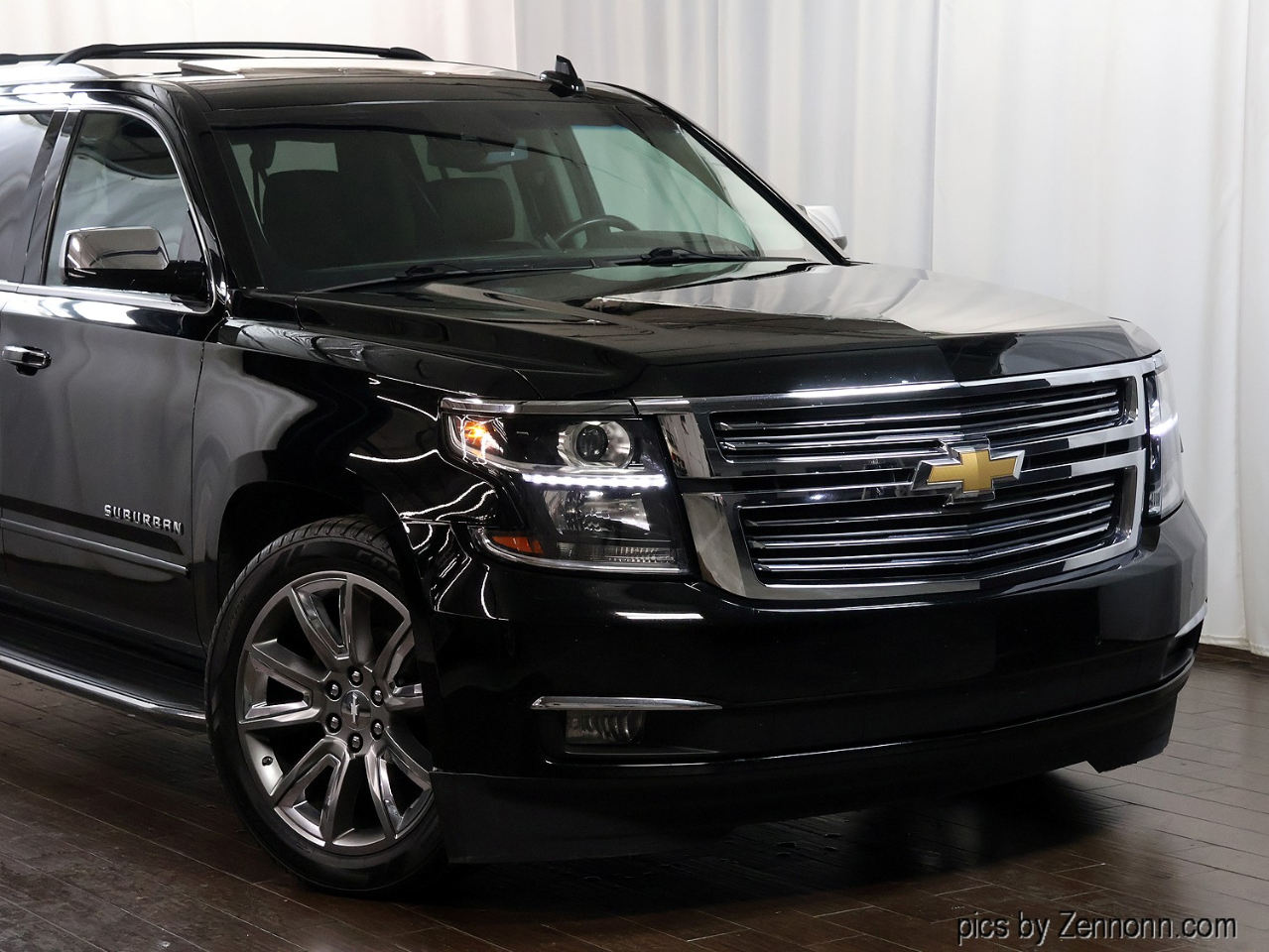 Chevrolet Suburban 4WD 4dr 1500 Premier 2017