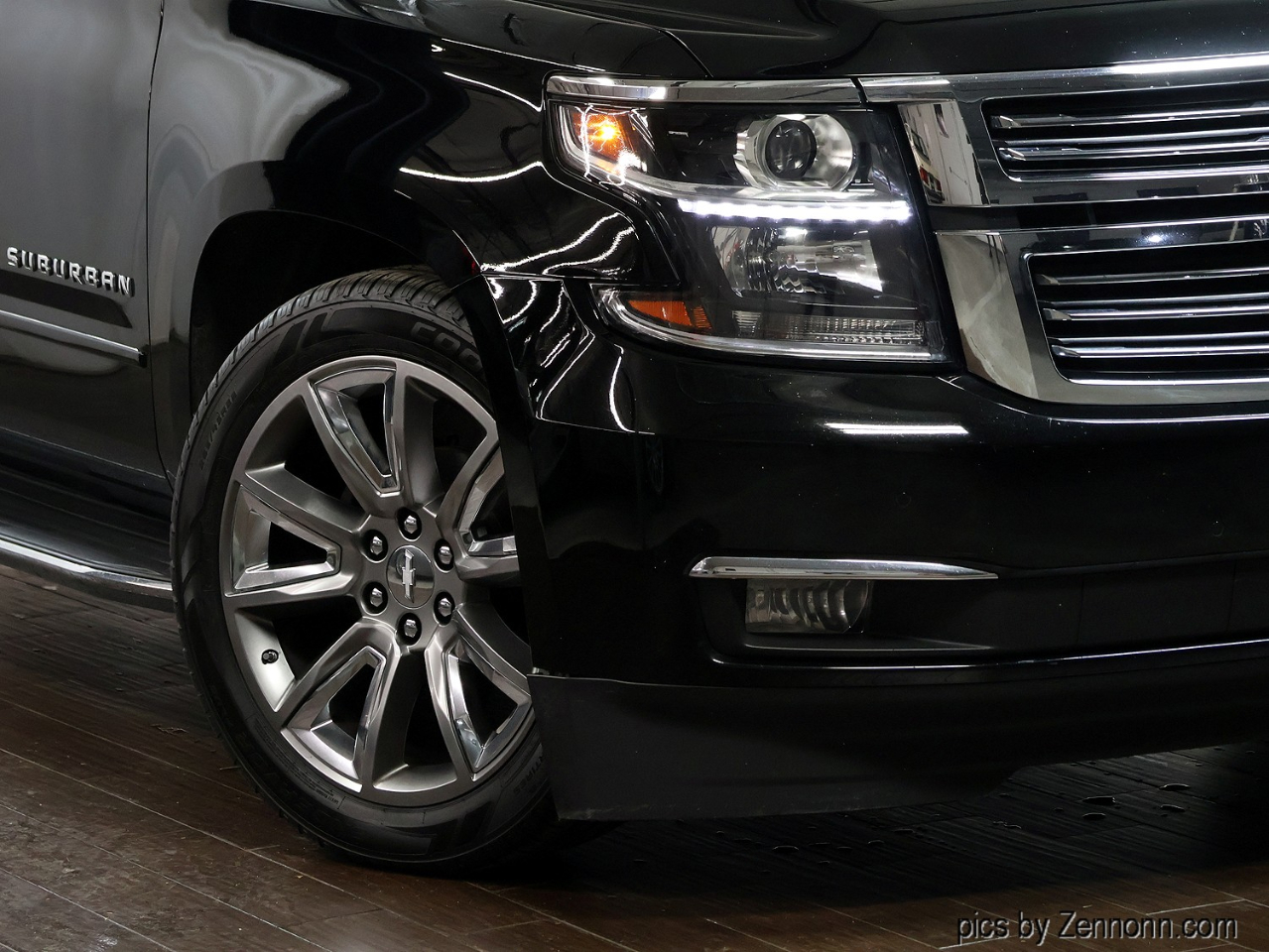 Chevrolet Suburban 4WD 4dr 1500 Premier 2017