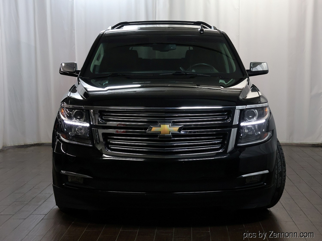 Chevrolet Suburban 4WD 4dr 1500 Premier 2017