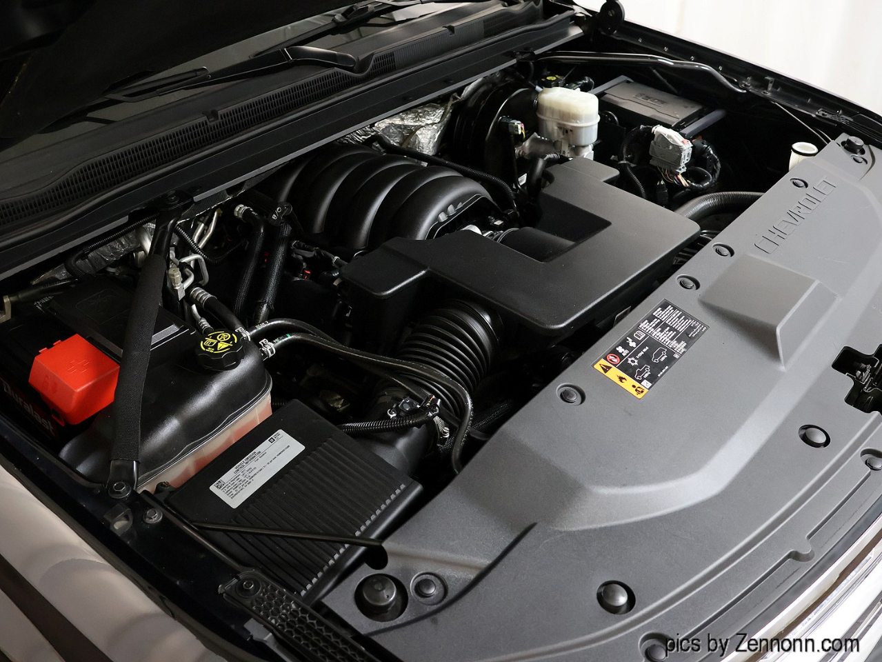 Chevrolet Suburban 4WD 4dr 1500 Premier 2017