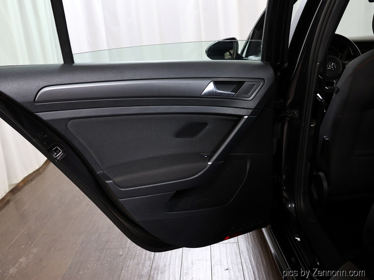 Volkswagen Golf GTI 2.0T Autobahn Manual 2018