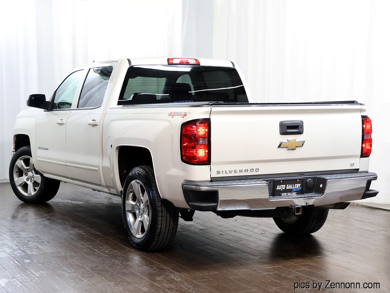 Chevrolet Silverado 1500 4WD Crew Cab 143.5" LT w/1LT 2015