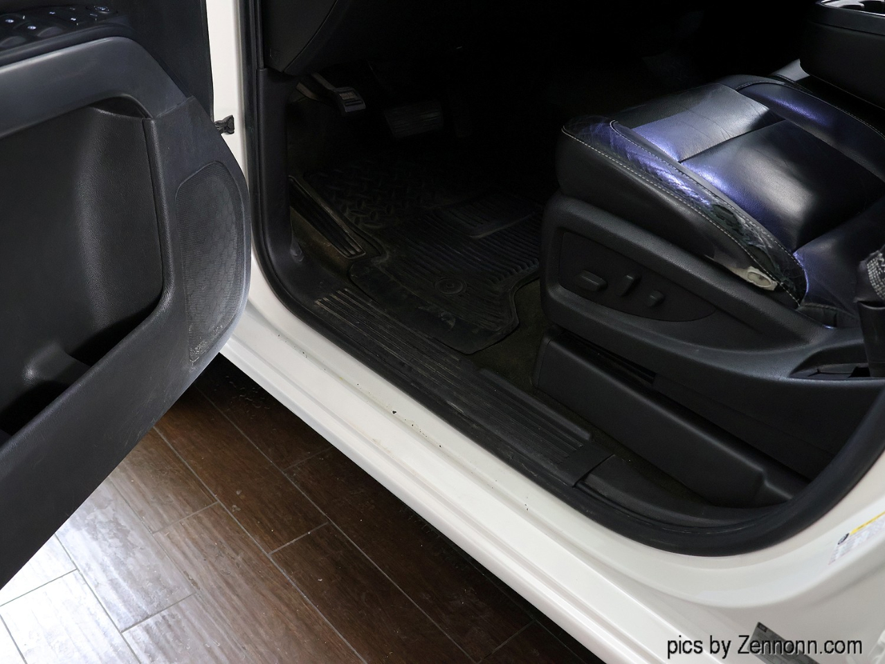 Chevrolet Silverado 1500 4WD Crew Cab 143.5" LT w/1LT 2015