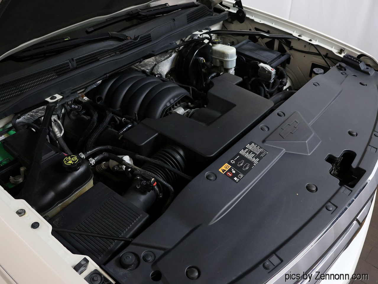 Chevrolet Silverado 1500 4WD Crew Cab 143.5" LT w/1LT 2015