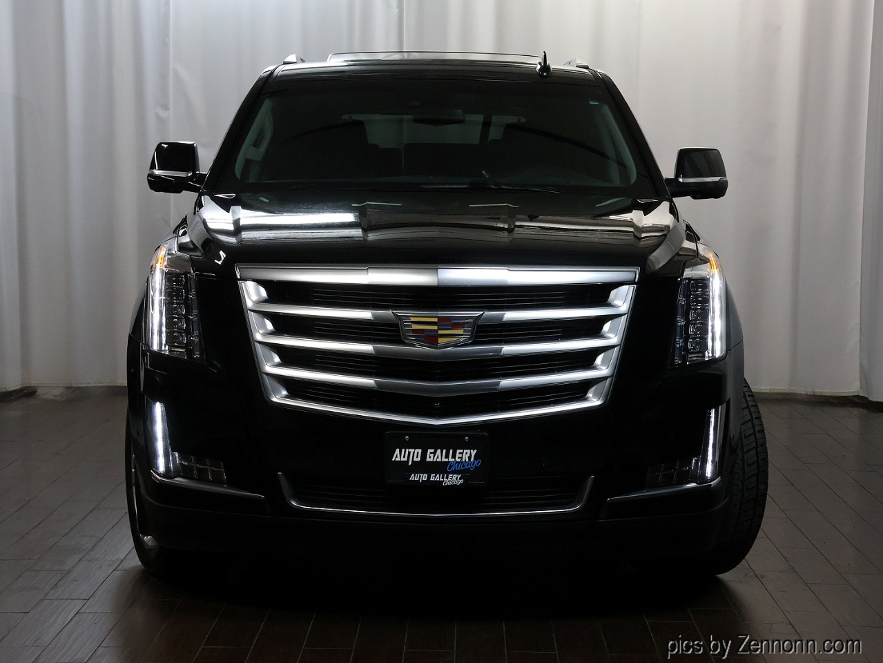 Cadillac Escalade 4WD 4dr Luxury 2017