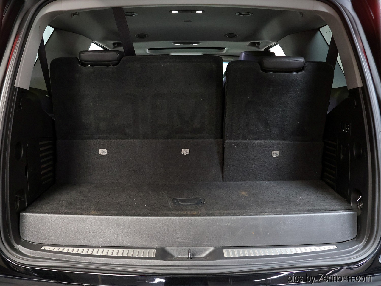 Cadillac Escalade 4WD 4dr Luxury 2017