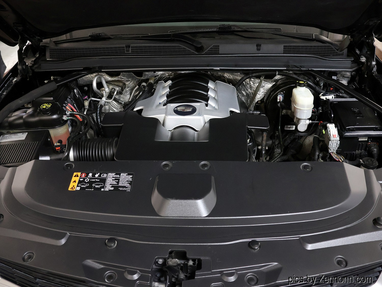 Cadillac Escalade 4WD 4dr Luxury 2017