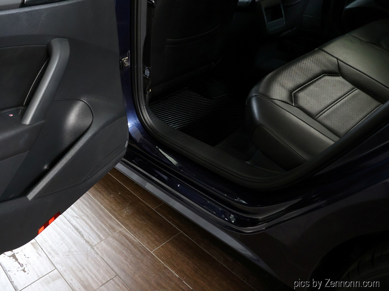 Volkswagen Passat 4dr Sdn 1.8T Auto Limited Edition 2015