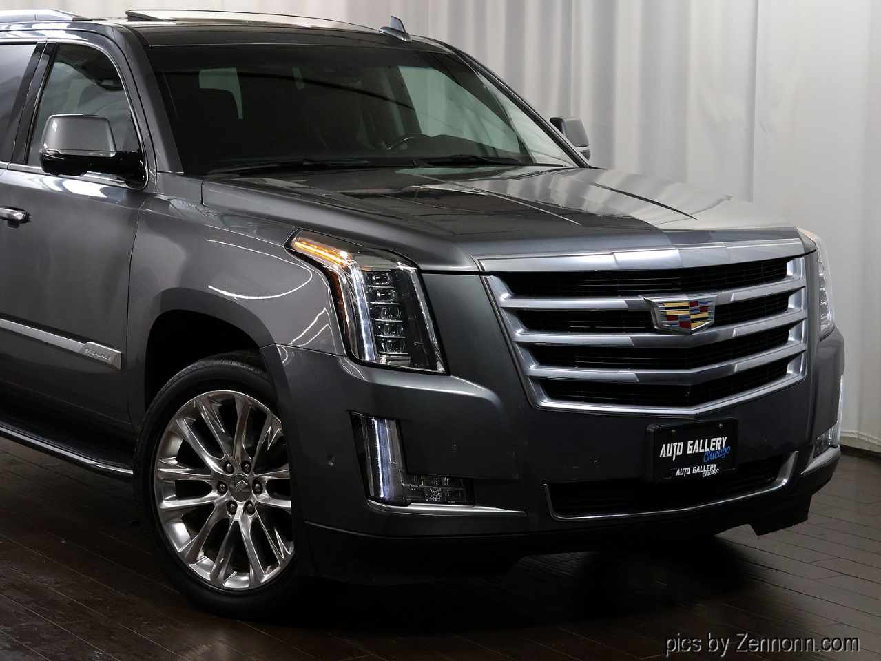 Cadillac Escalade 4WD 4dr Luxury 2019