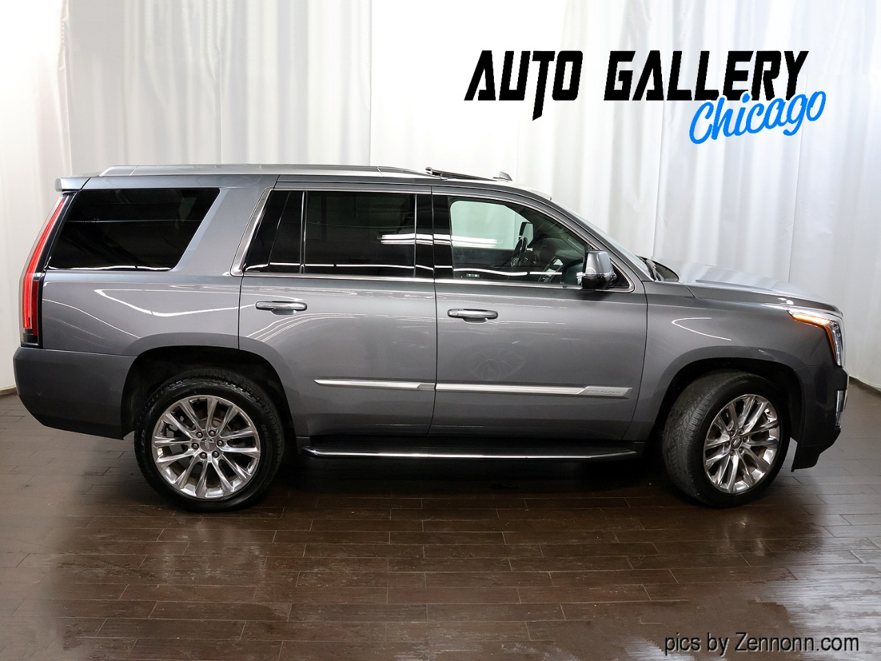 Cadillac Escalade 4WD 4dr Luxury 2019