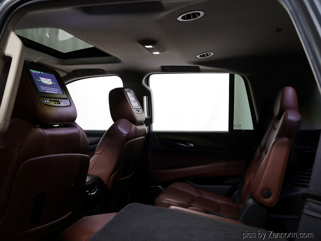 Cadillac Escalade 4WD 4dr Luxury 2019