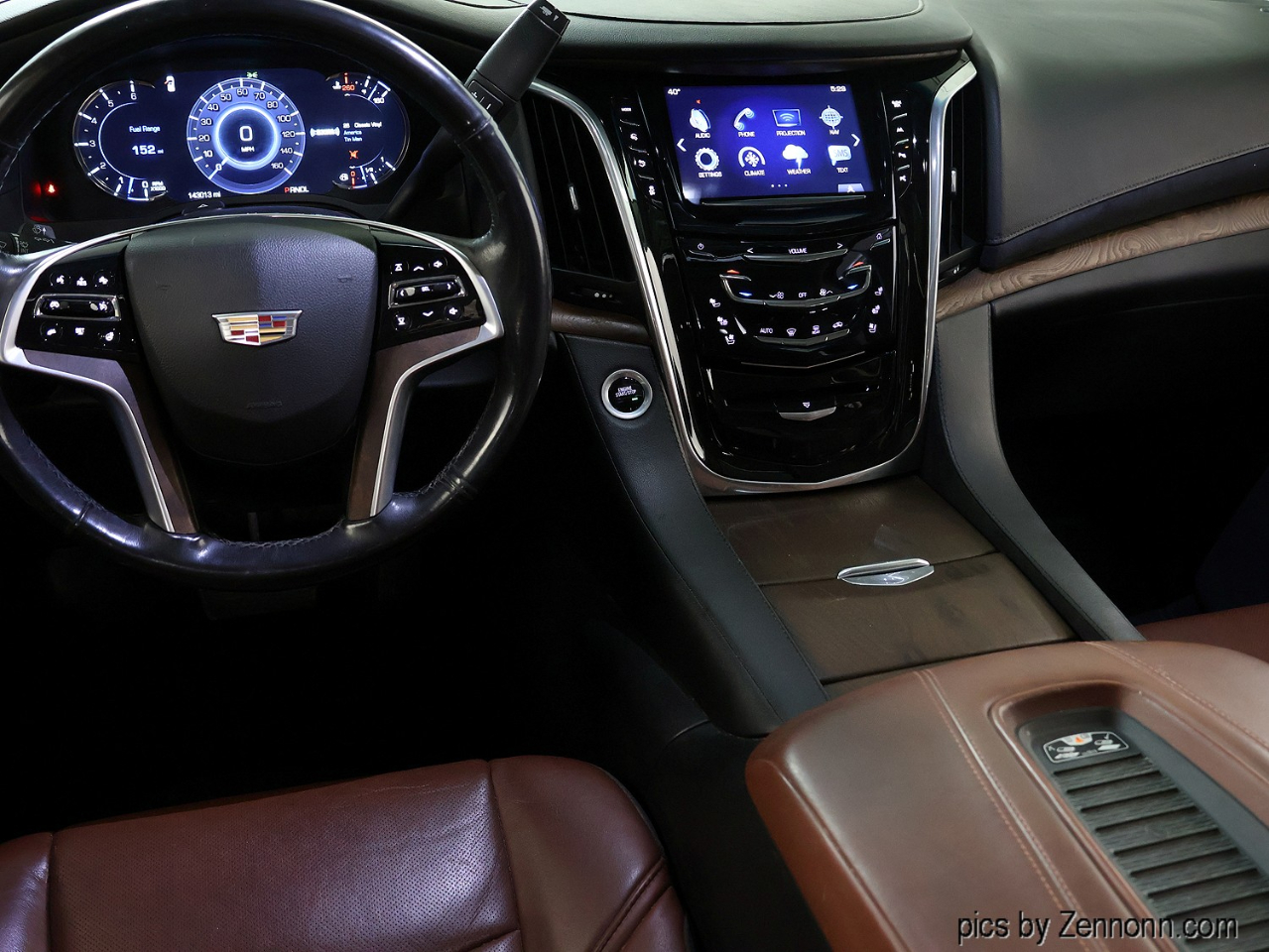 Cadillac Escalade 4WD 4dr Luxury 2019