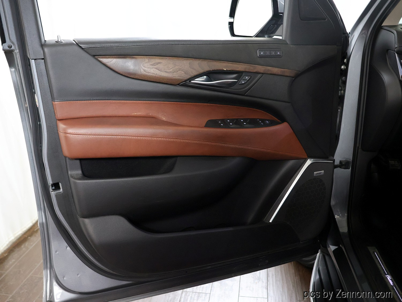 Cadillac Escalade 4WD 4dr Luxury 2019