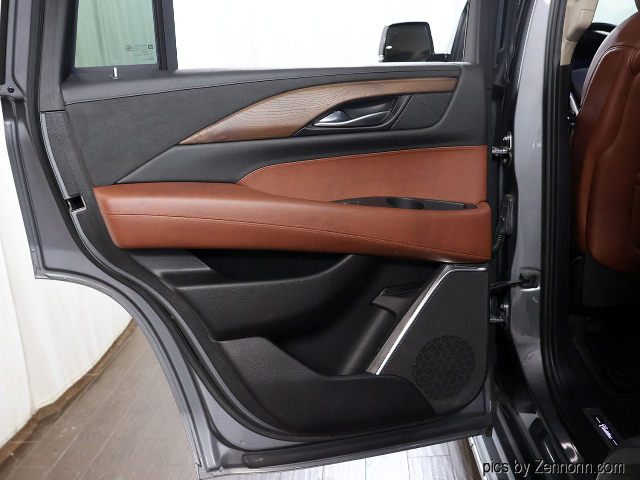 Cadillac Escalade 4WD 4dr Luxury 2019