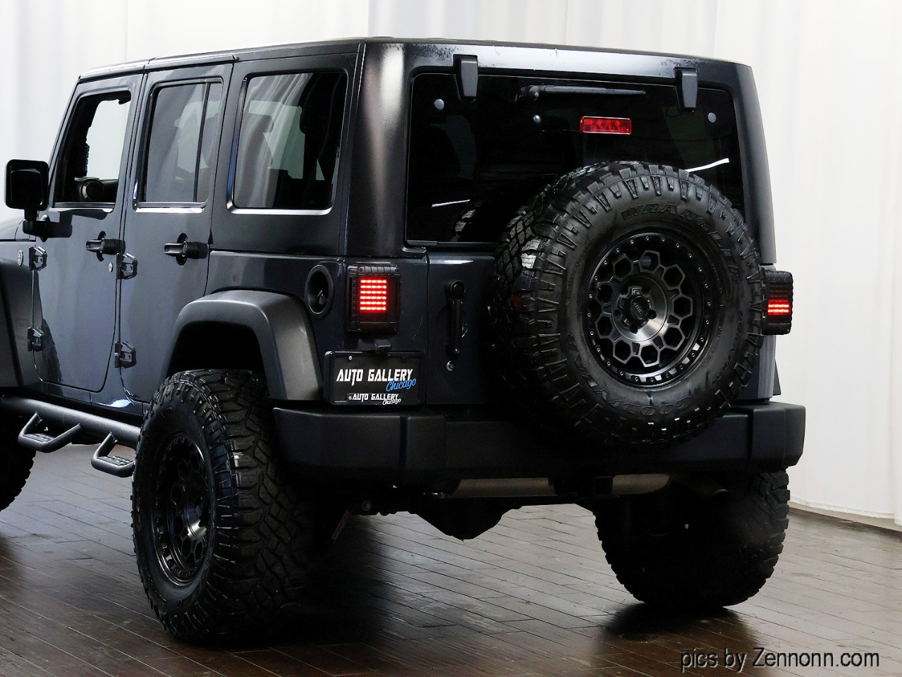 Jeep Wrangler Unlimited 4WD 4dr Sport 2016