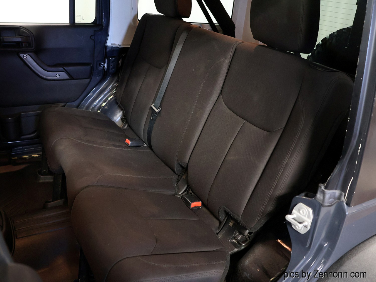 Jeep Wrangler Unlimited 4WD 4dr Sport 2016