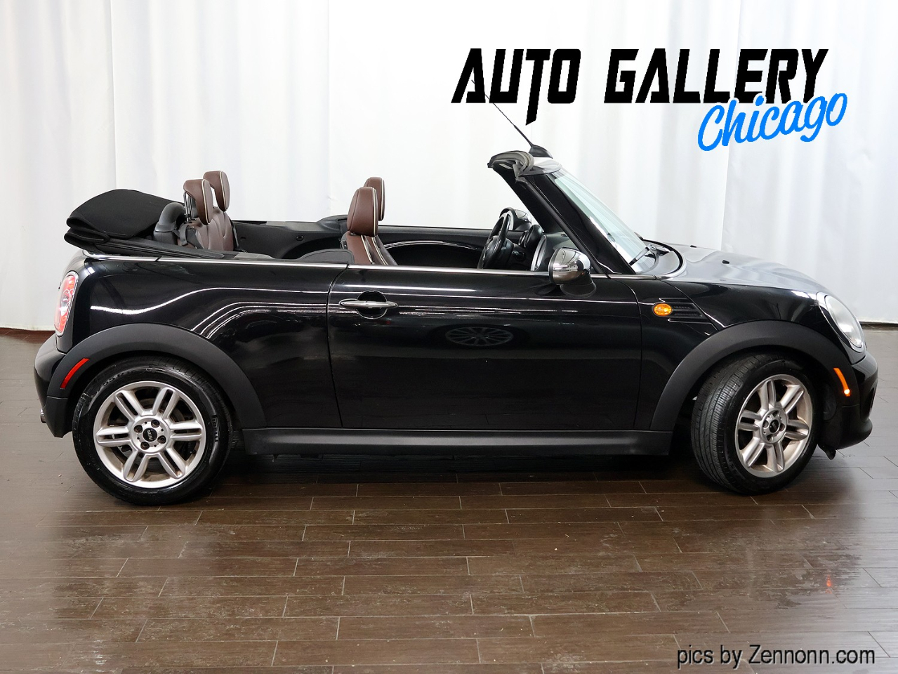 MINI Cooper Convertible 2dr 2011