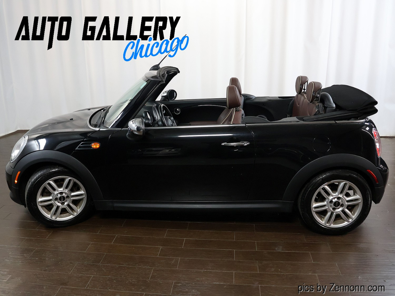 MINI Cooper Convertible 2dr 2011