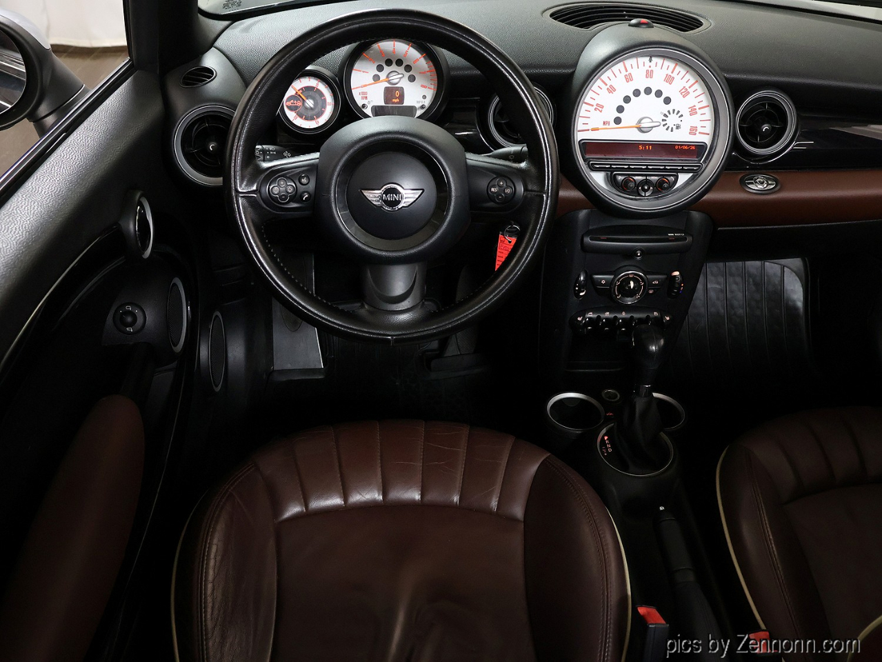 MINI Cooper Convertible 2dr 2011