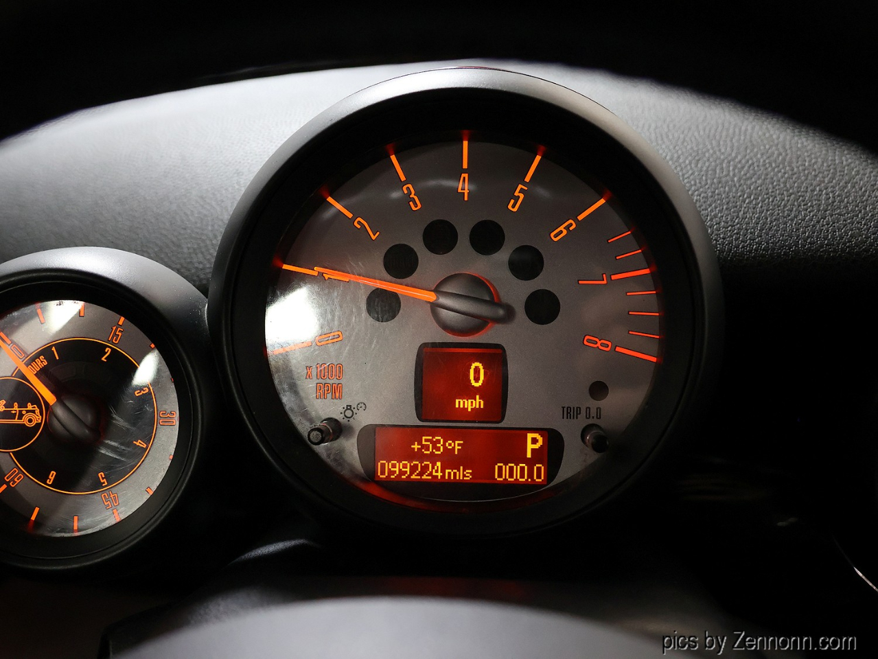 MINI Cooper Convertible 2dr 2011