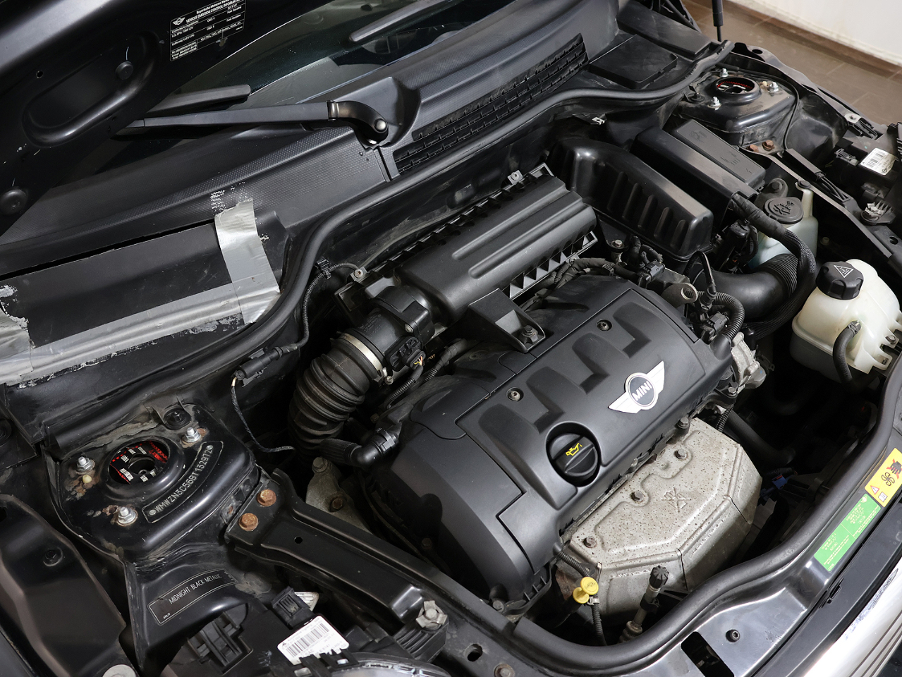 MINI Cooper Convertible 2dr 2011