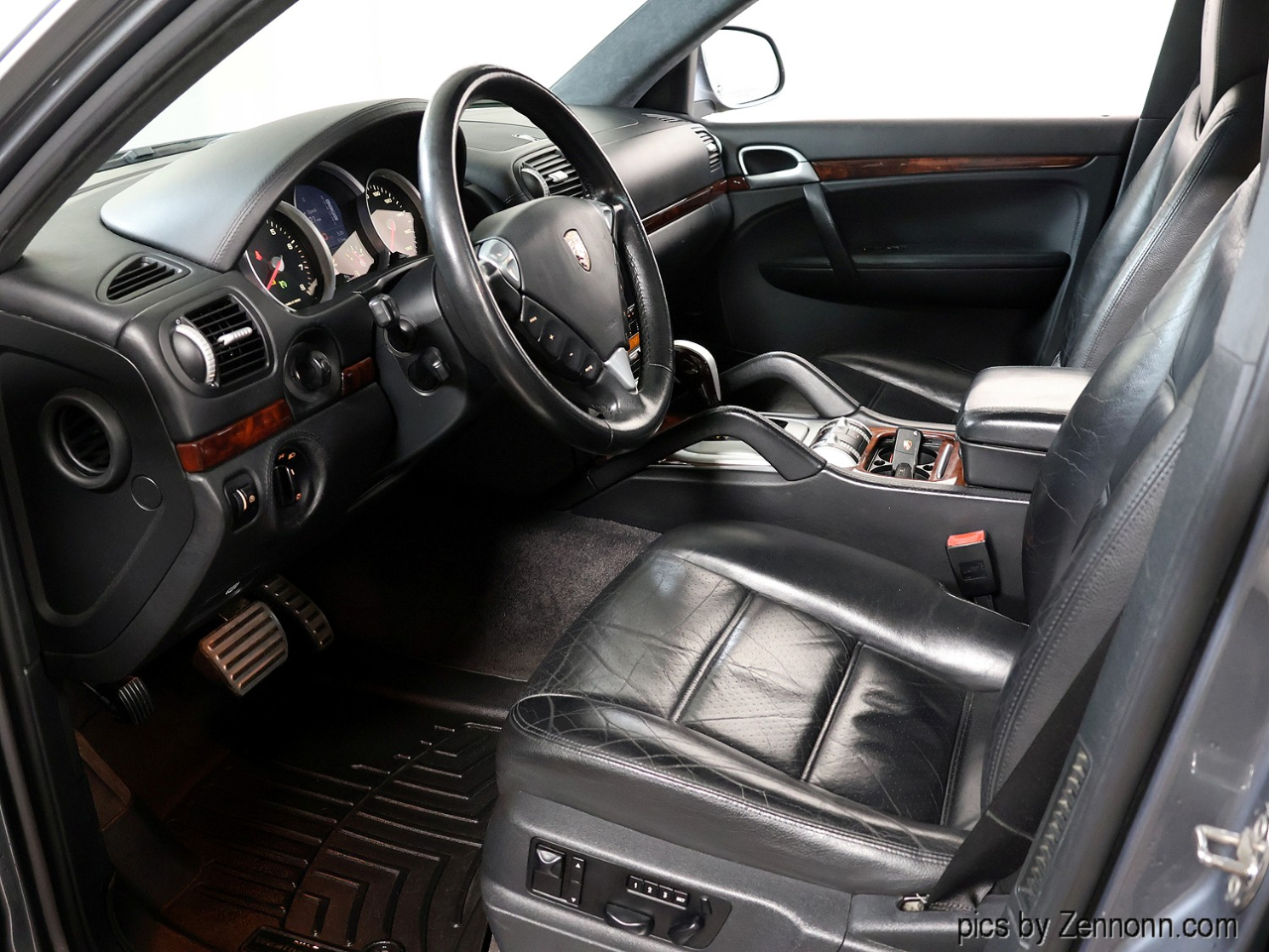 Porsche Cayenne 4dr Turbo S Tiptronic 2006