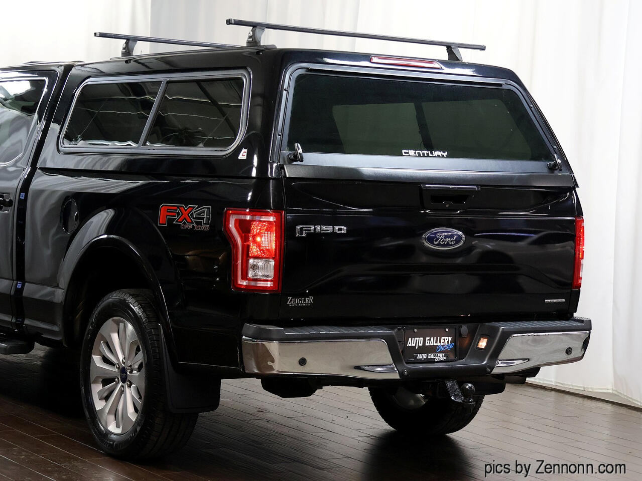 Ford F-150 4WD SuperCrew 145" Lariat 2016