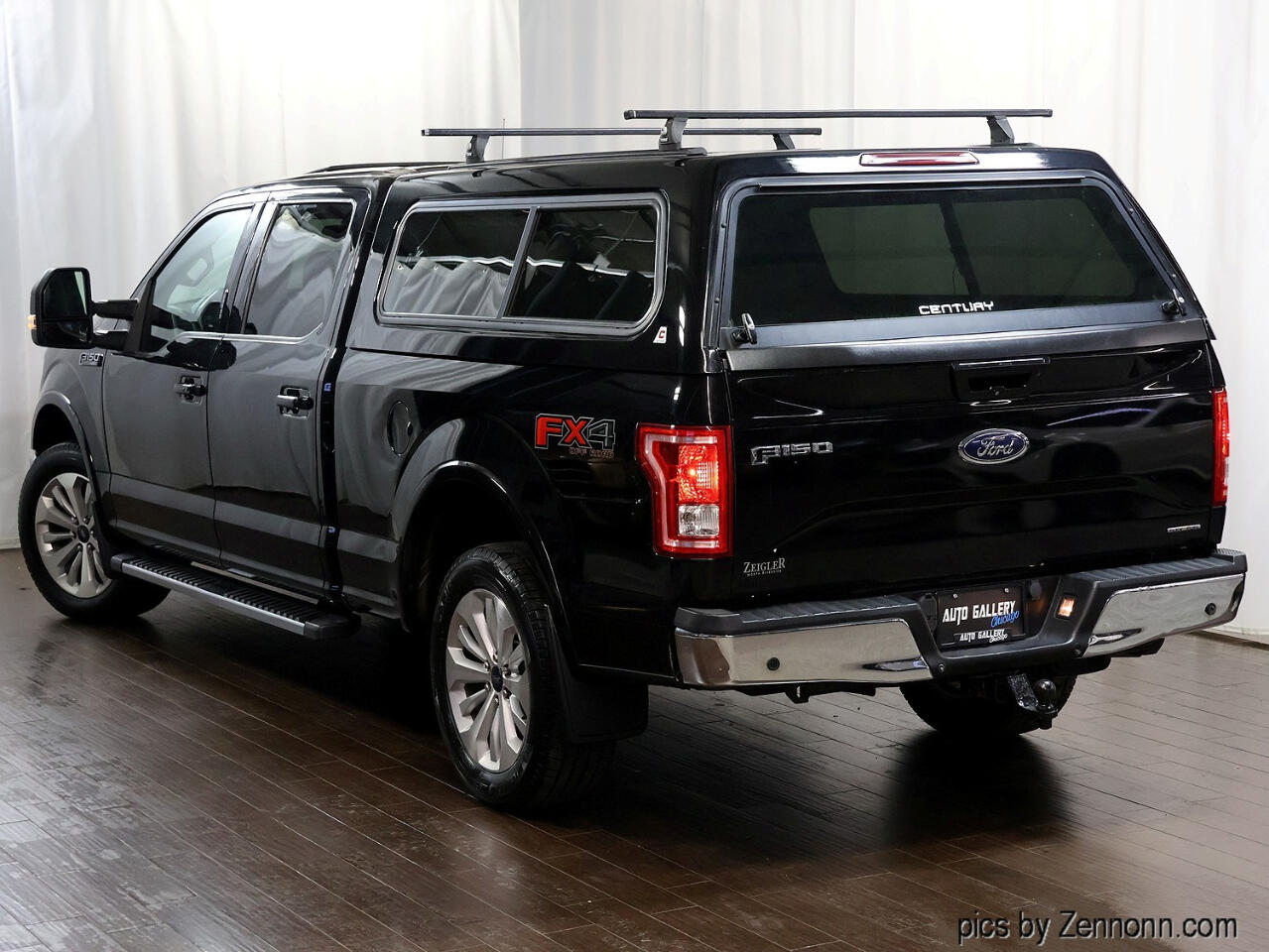 Ford F-150 4WD SuperCrew 145" Lariat 2016