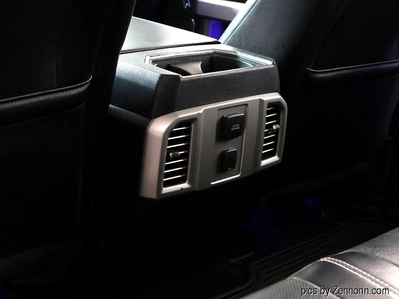 Ford F-150 4WD SuperCrew 145" Lariat 2016