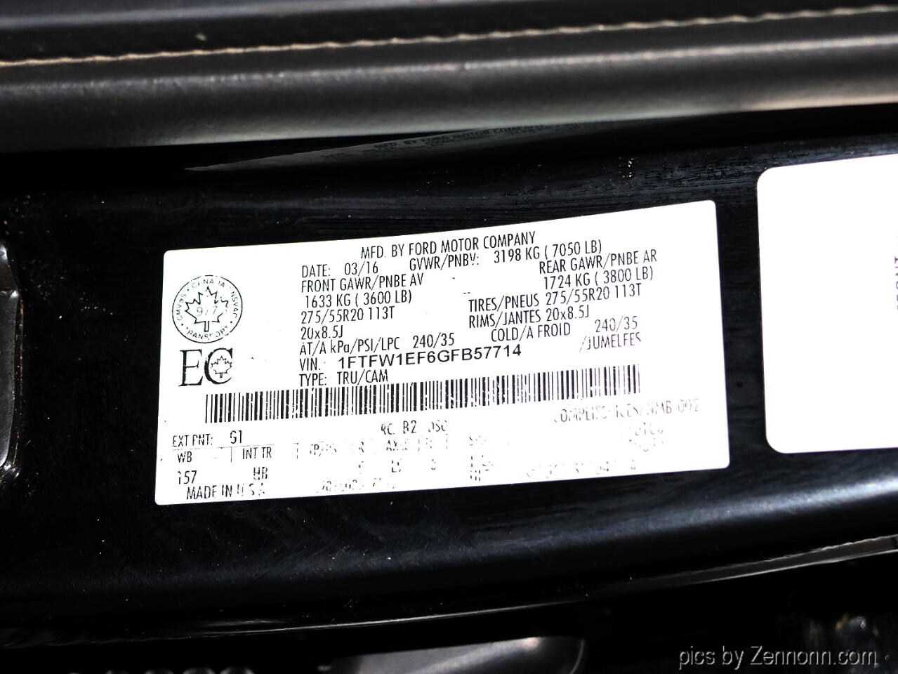 Ford F-150 4WD SuperCrew 145" Lariat 2016