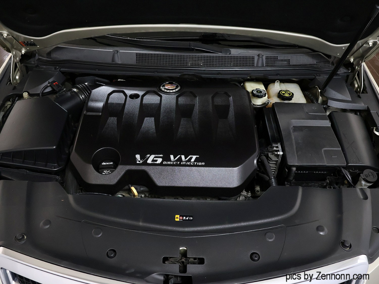 Cadillac XTS 4dr Sdn Luxury AWD 2014