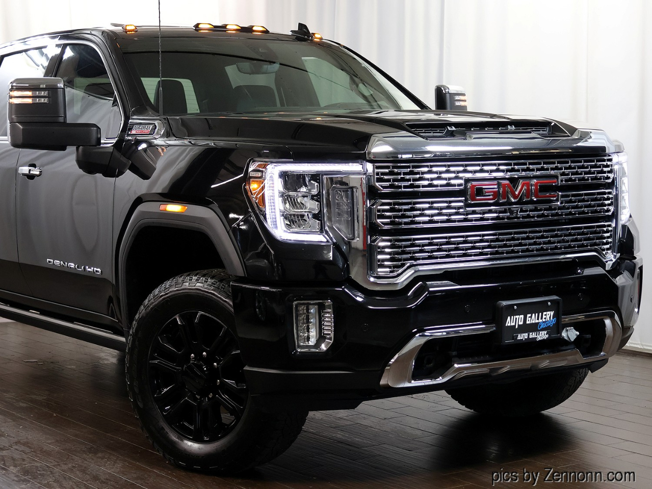 GMC Sierra 2500HD 4WD Crew Cab 159" Denali 2022