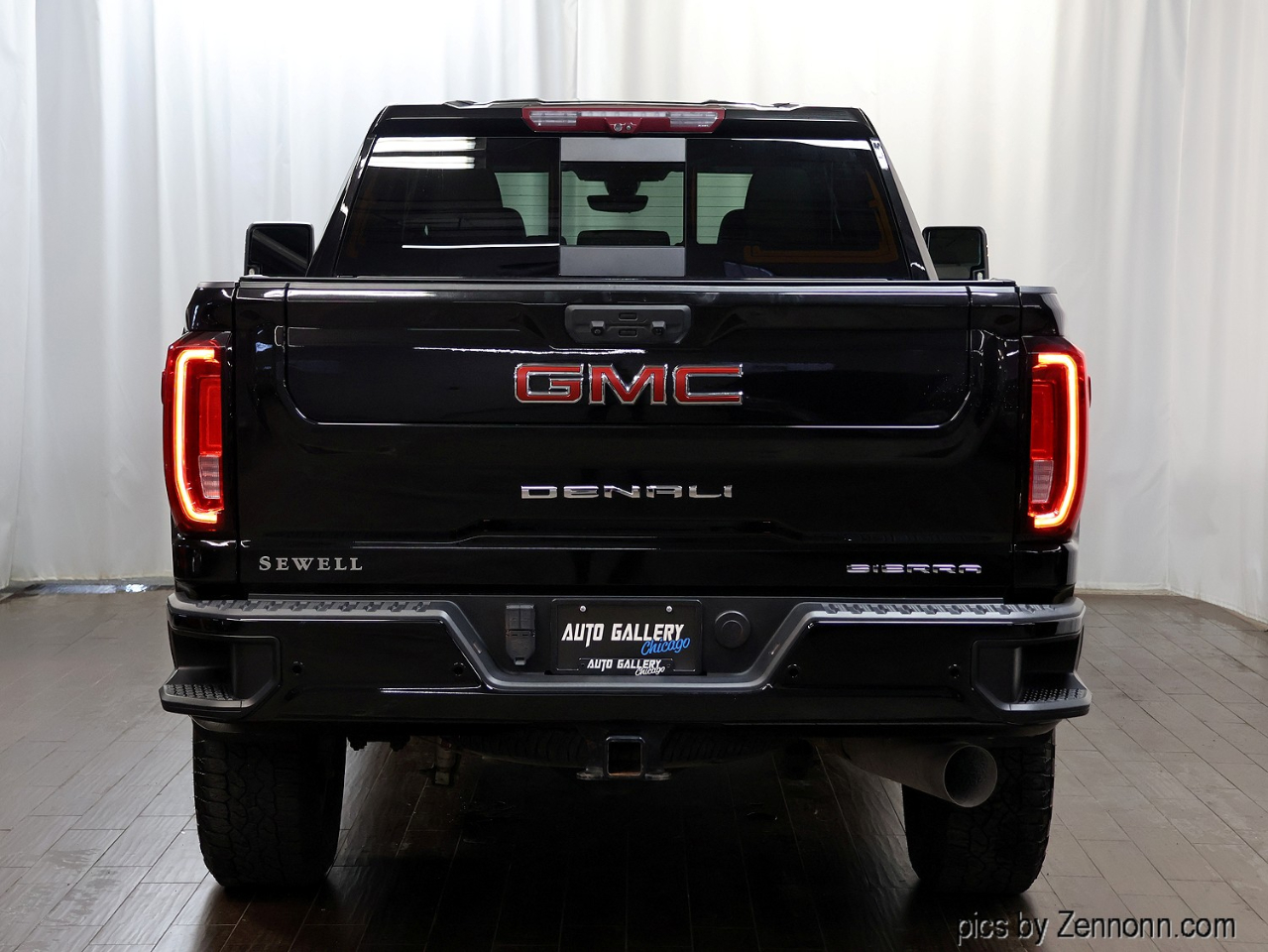 GMC Sierra 2500HD 4WD Crew Cab 159" Denali 2022