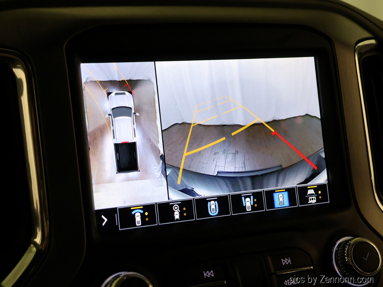 GMC Sierra 2500HD 4WD Crew Cab 159" Denali 2022